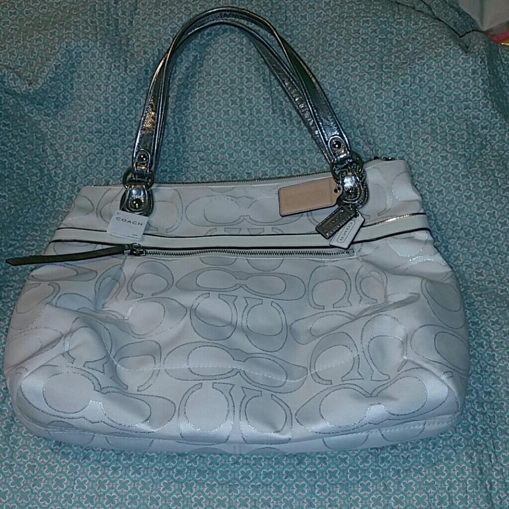 Coach Pop Metallic Signature SAT Glam purse